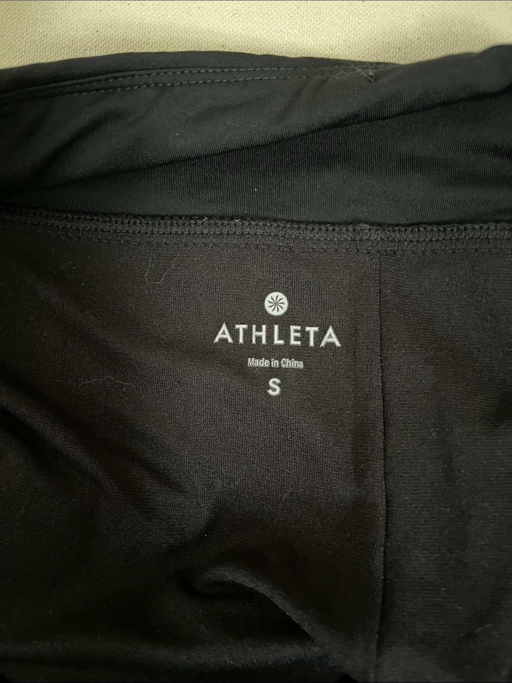 Athleta Women’s Black Swim Shorts with Adjustable Side Ties Size Small - Picture 2 of 4